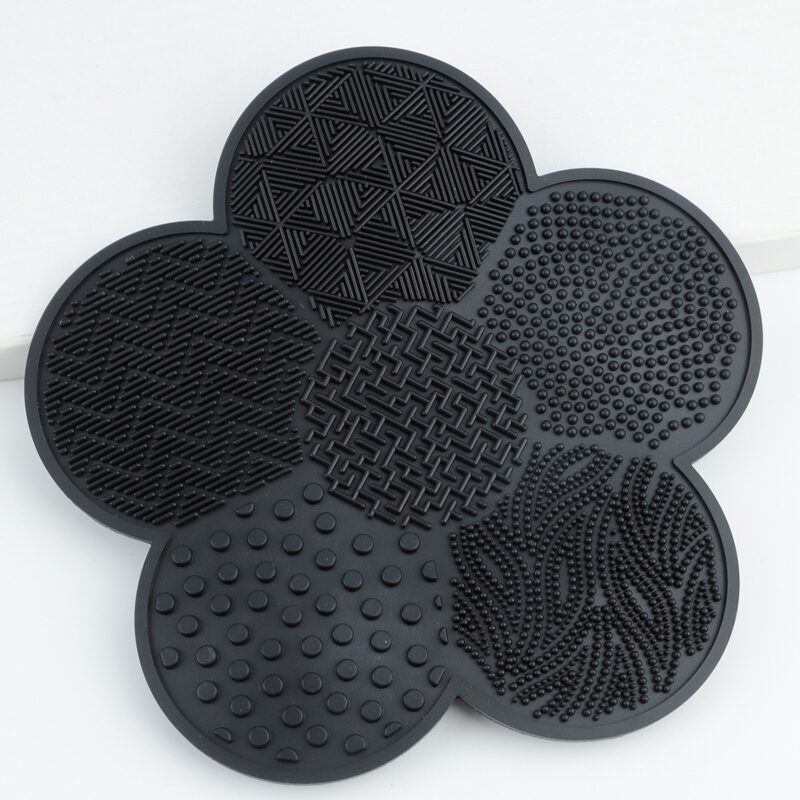 Make Up Brush Cleaning Tool N